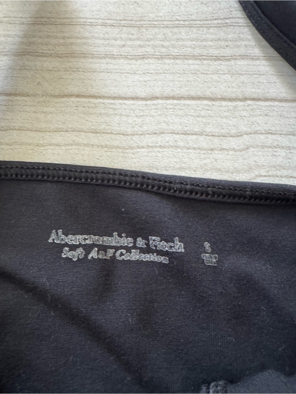 Abercrombie & Fitch Black Ribbed Crop Tank - Picture 2 of 2